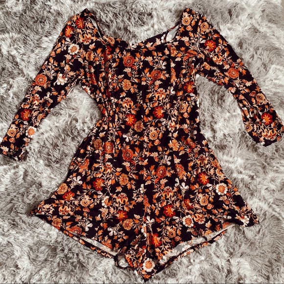 Forever 21 Pants - ✨ Forever 21+ Floral Print Romper